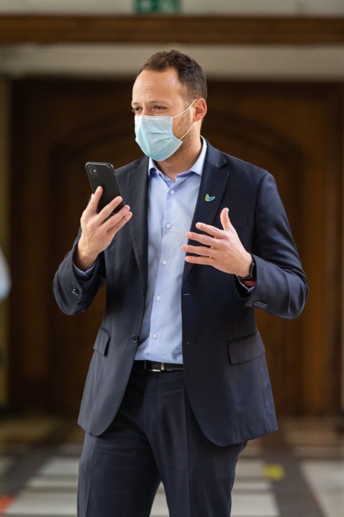 Diputado Guzmán: “No entiendo cuál fue el propósito de la visita del presidente”
