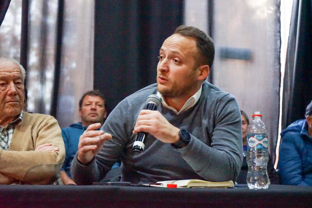 Diputado Jorge Guzmán tras tercera mesa por embancamiento desembocadura del río Maule:»Solo hay una voluntad ficticia de resolver un problema»