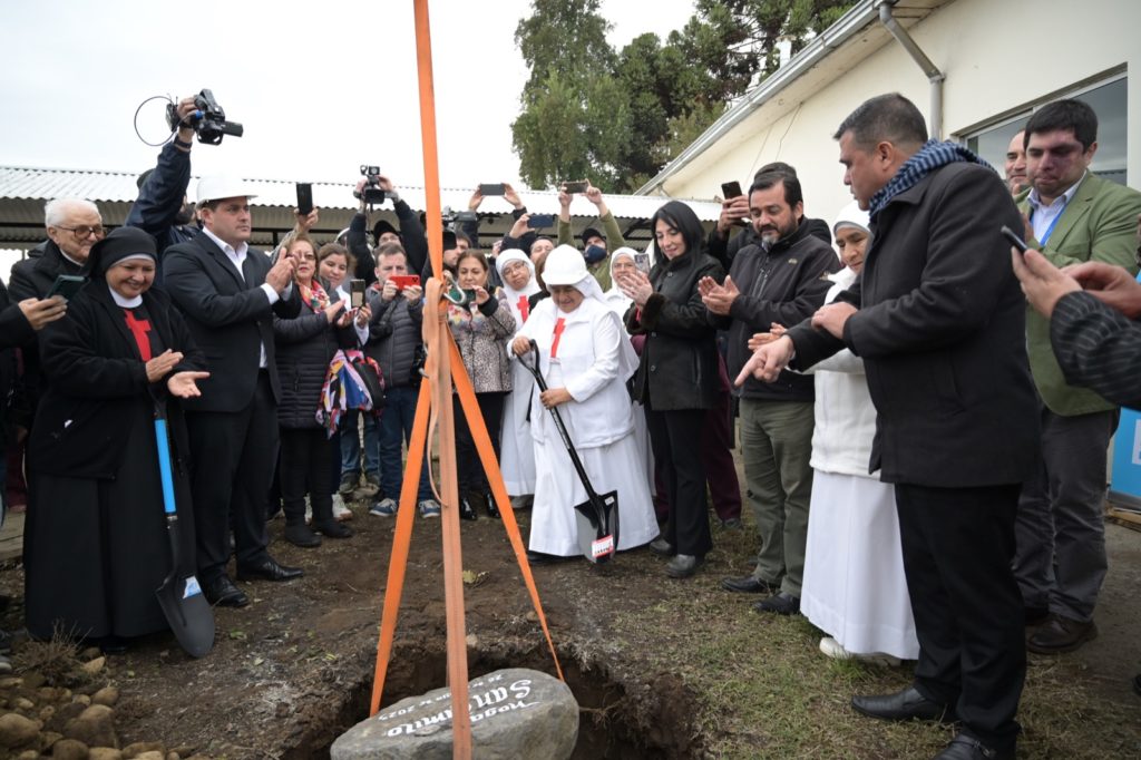 Comenzaron las obras de construcción del nuevo Hogar San Camilo en Linares