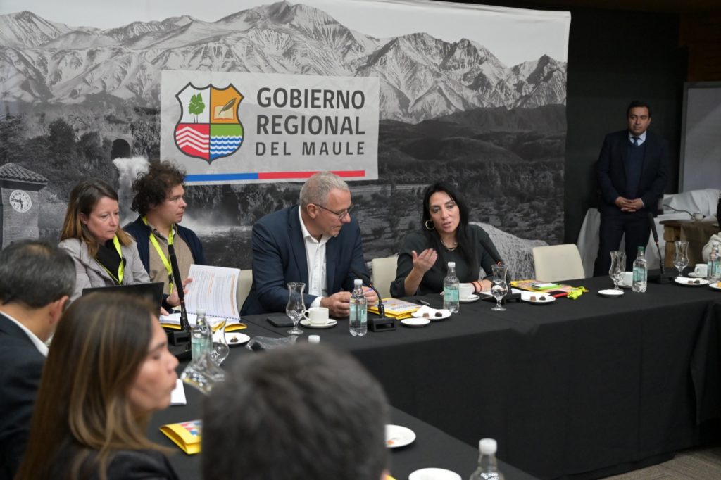 GOBERNADORA REGIONAL RECIBIÓ A  DELEGACIÓN FRANCESA DE LA REGIÓN DE LA BORGOÑA  FRANCHE-COMTE