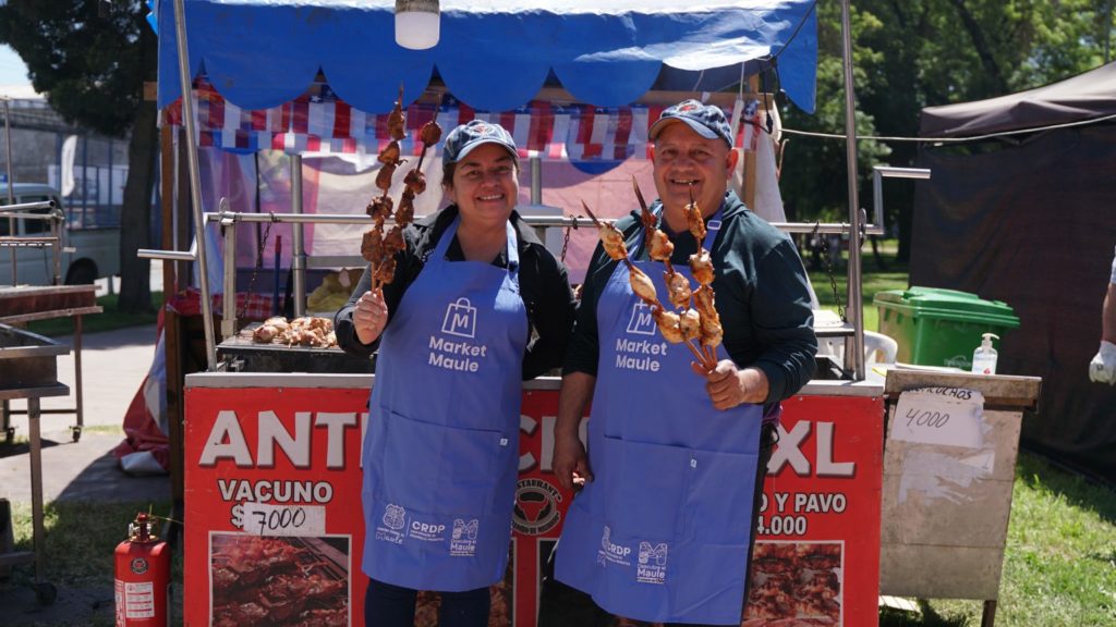 EMPRENDIMIENTOS MARKET MAULE PARTICIPAN EN FIESTA DE LA CHILENIDAD EN CURICÓ