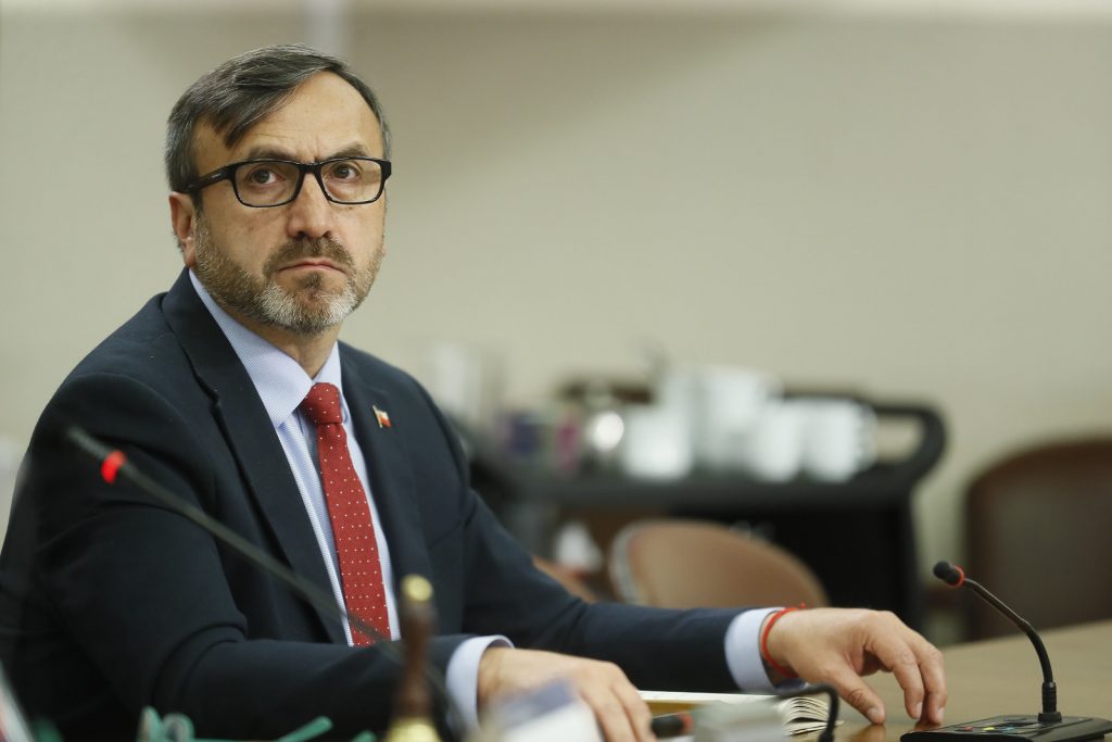 Diputado Pulgar pedirá al Fiscal Nacional priorizar búsqueda de personas desparecidas