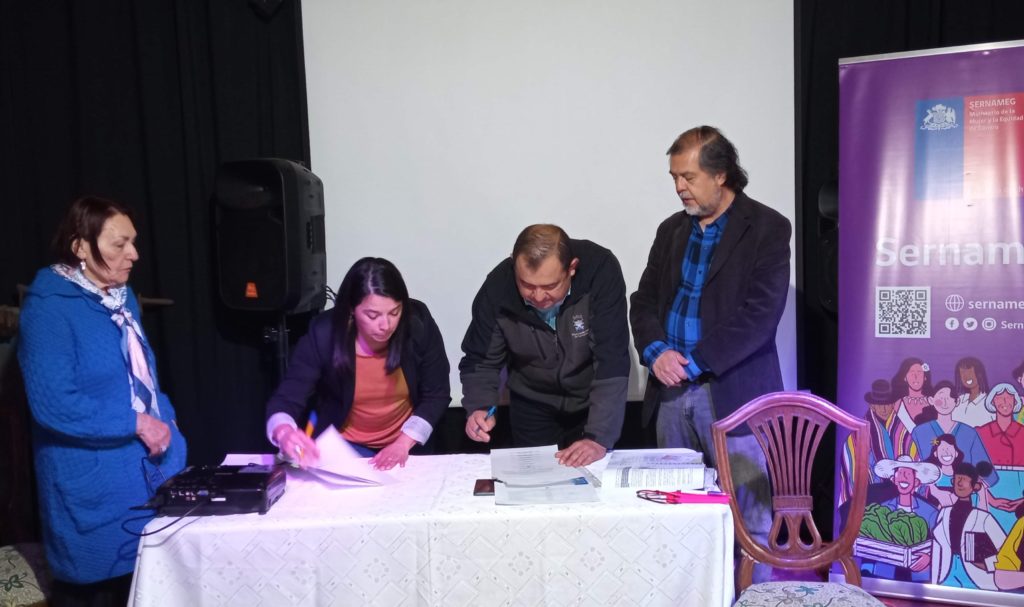 Solicitan apoyo de autoridades para instalar un Centro de la Mujer en Curepto