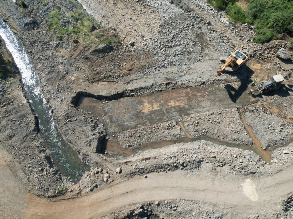 INICIA CONSTRUCCIÓN DE PUENTE BADÉN EN PRECORDILLERA DE TENO