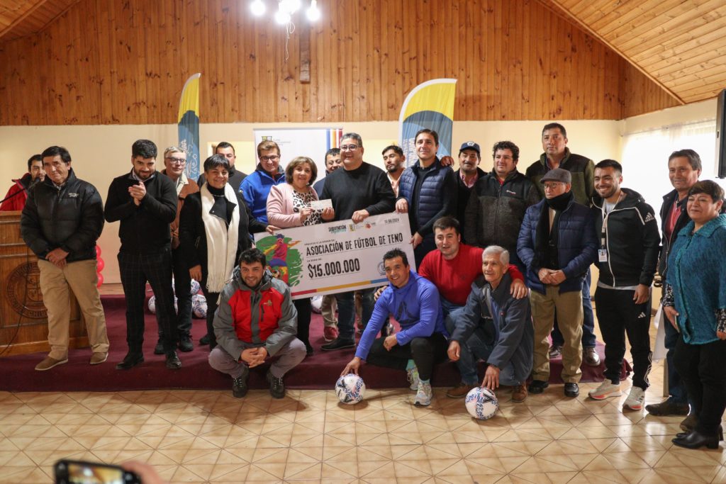 MUNICIPALIDAD DE TENO ENTREGA MILLONARIA SUBVENCIÓN  PARA APOYAR EL DEPORTE LOCAL