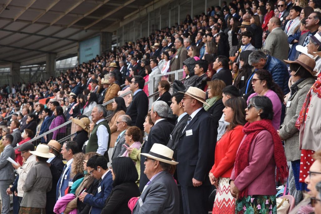 Testigos de Jehová organizan convención que promete dar “solo  buenas noticias”