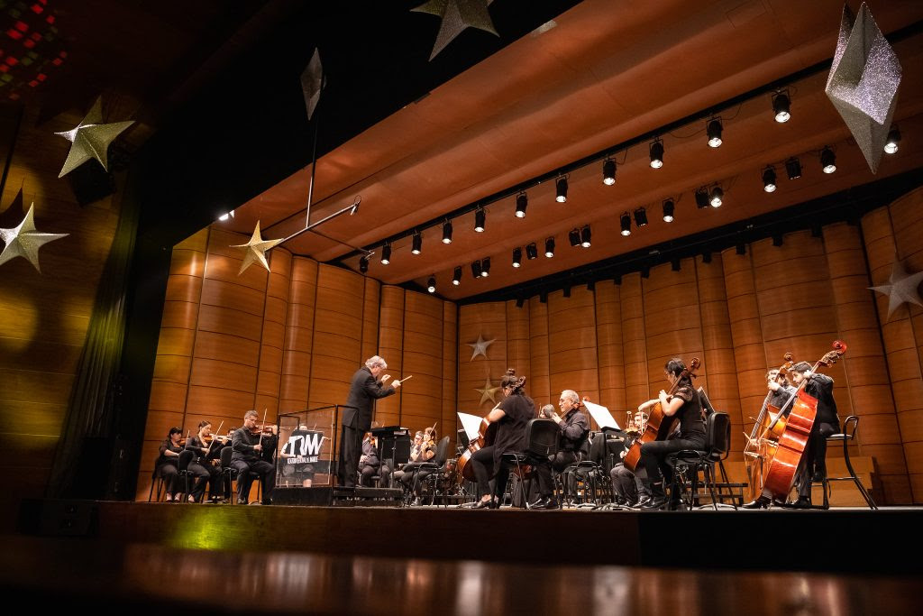 TRM presenta el tradicional concierto de Navidad de la Orquesta Clásica del Maule