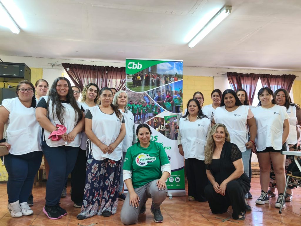 Cbb Cementos inicia nuevo curso de capacitación en oficios en población Matías 1 de Teno
