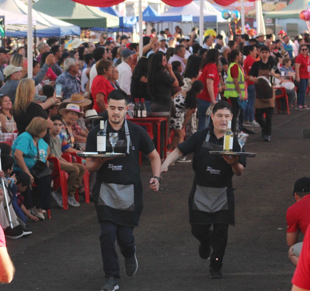 Invitan a la tradicional Carrera de Garzones en Molina