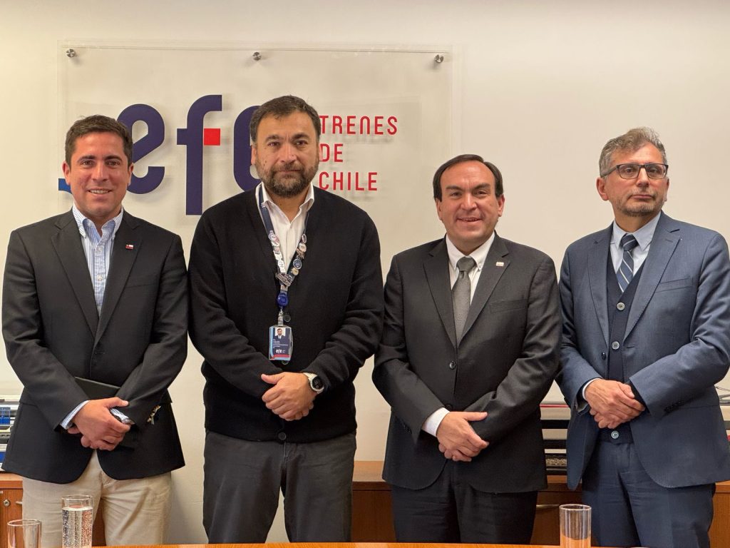 Diputado Felipe Donoso se reúne con presidente de EFE para avanzar en importantes temas que benefician a la Región del Maule