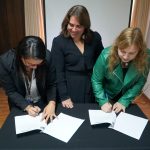 SernamEG y Fundación Prodemu firman acuerdo operativo para fortalecer la autonomía de las mujeres en el territorio